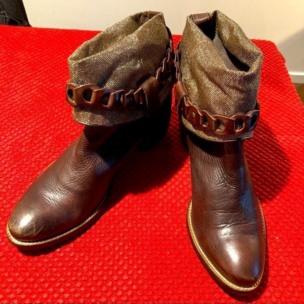 KARSTON Sz 39 Golden Fabric Folded  Top w/ Embellishment Band Almond Toe Booties